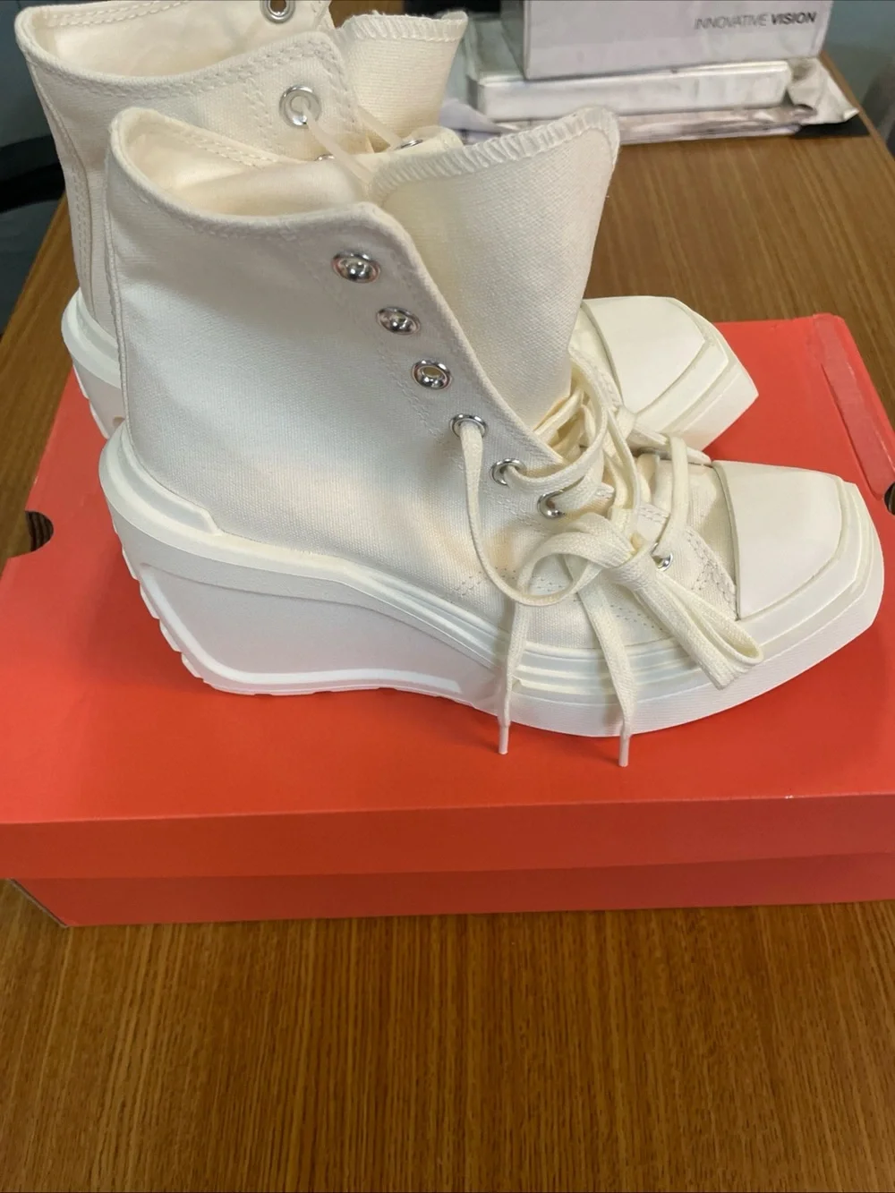 Converse Canvas High-Top Deluxe Platform Sneakers - Cream White NWB SZ8 Women’s